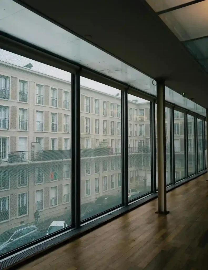 Instalación de estructuras de aluminio en Irapuato