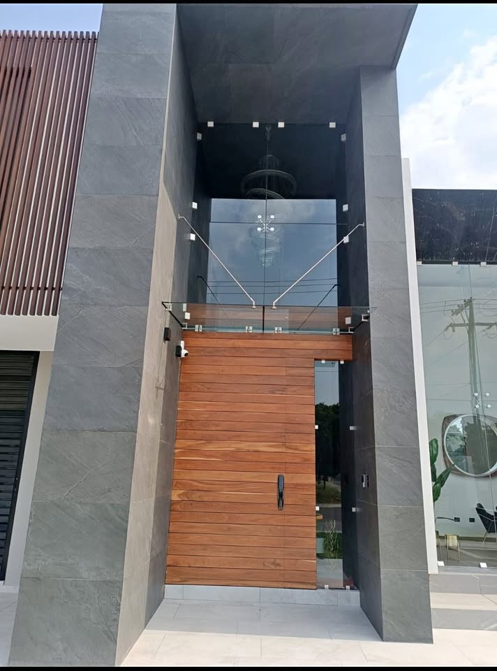 Instalación de fachadas de cristal en Irapuato