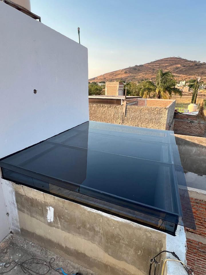 Tragaluces de Vidrio y Aluminio en Irapuato